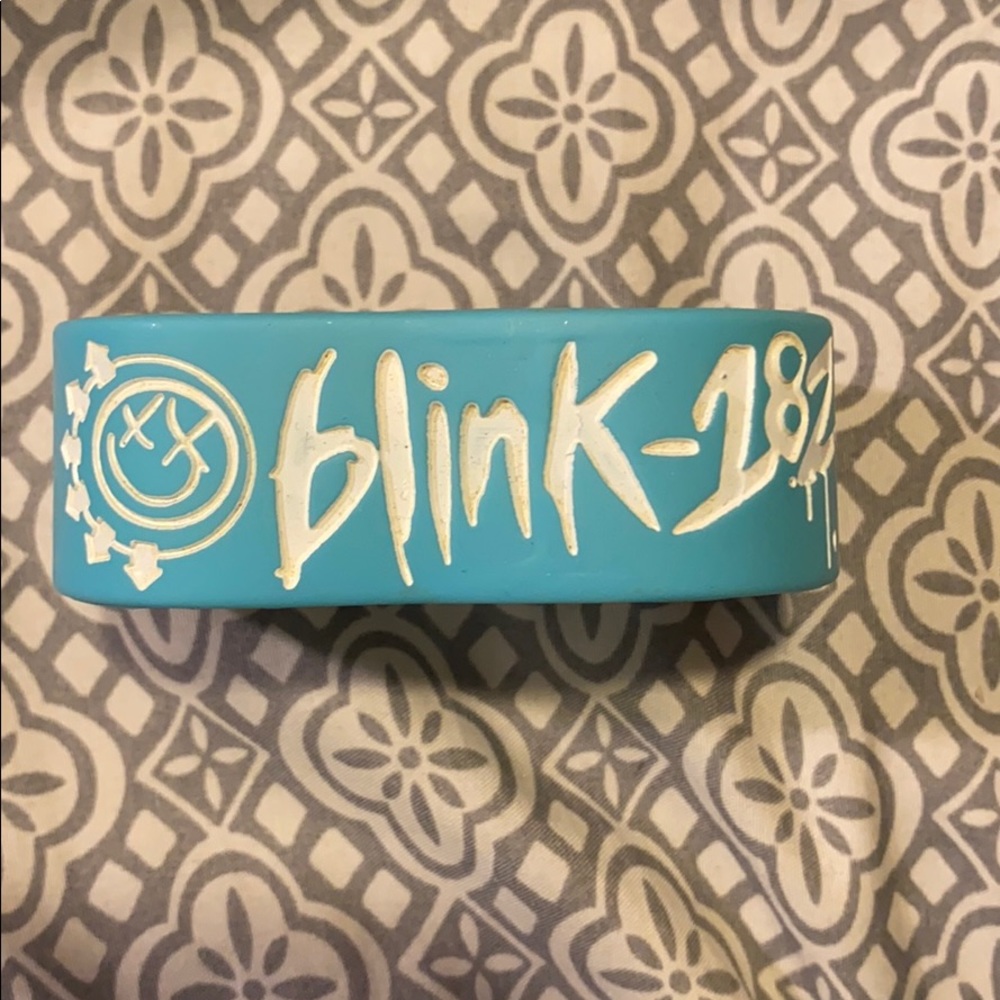Blink-182 Rubber Band Bracelet 🎸